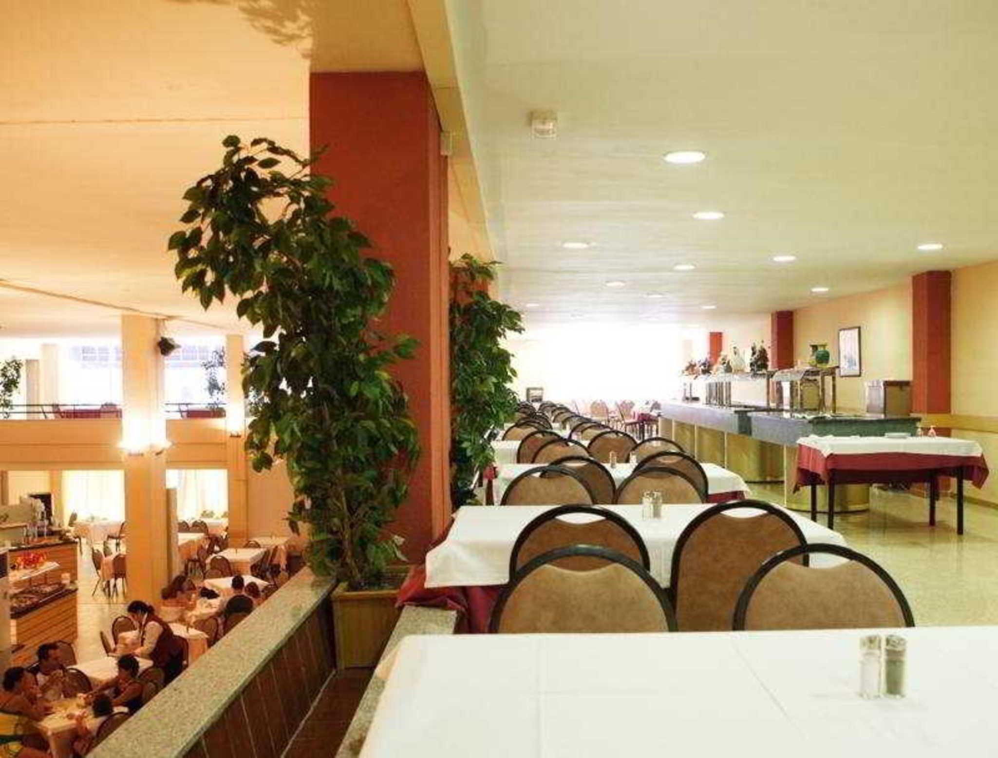 Xon'S Platja Ha Hotel Empuriabrava Exterior photo